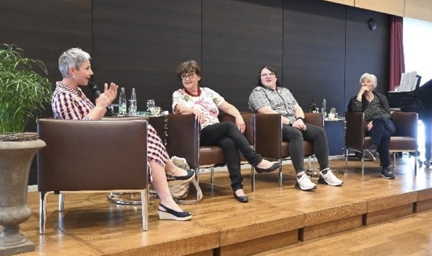 Drei Frauen, drei Wege, eine Botschaft